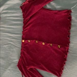 Crop top with sleeves